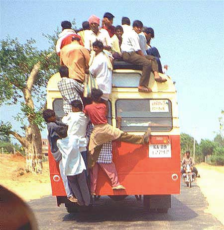 http://www.rontravel.com/Web_Photos_Happy_Cannibal/T_India/India_Hampi_Bus.jpg